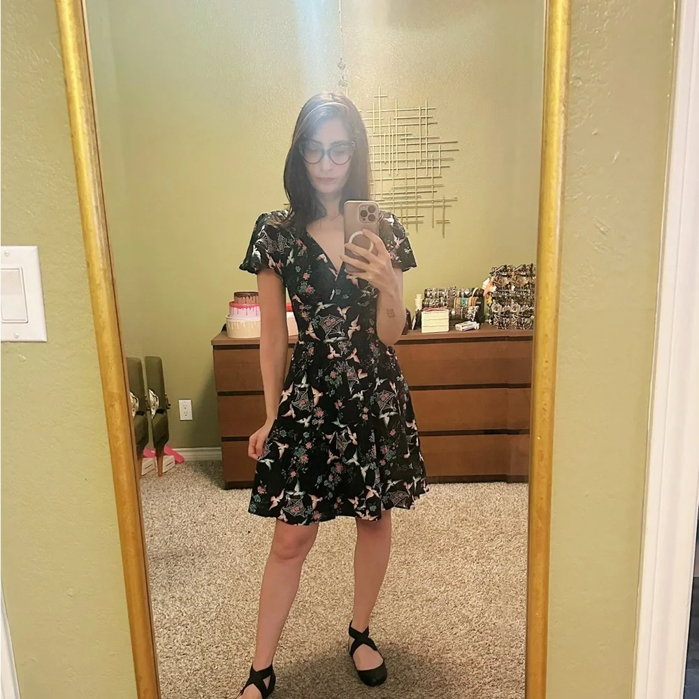 Lovebirds dress - Picture 1 of 3